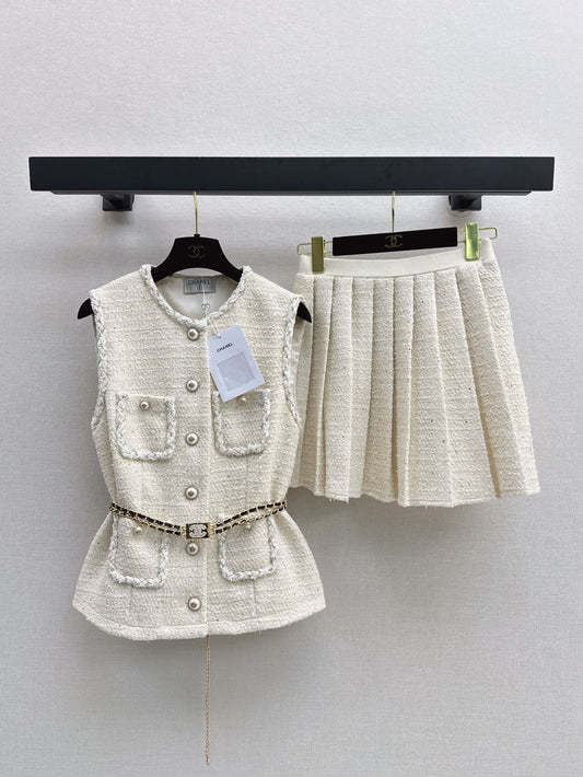 C*nel 25ss sleeveless braided vest and pleated skirt suit