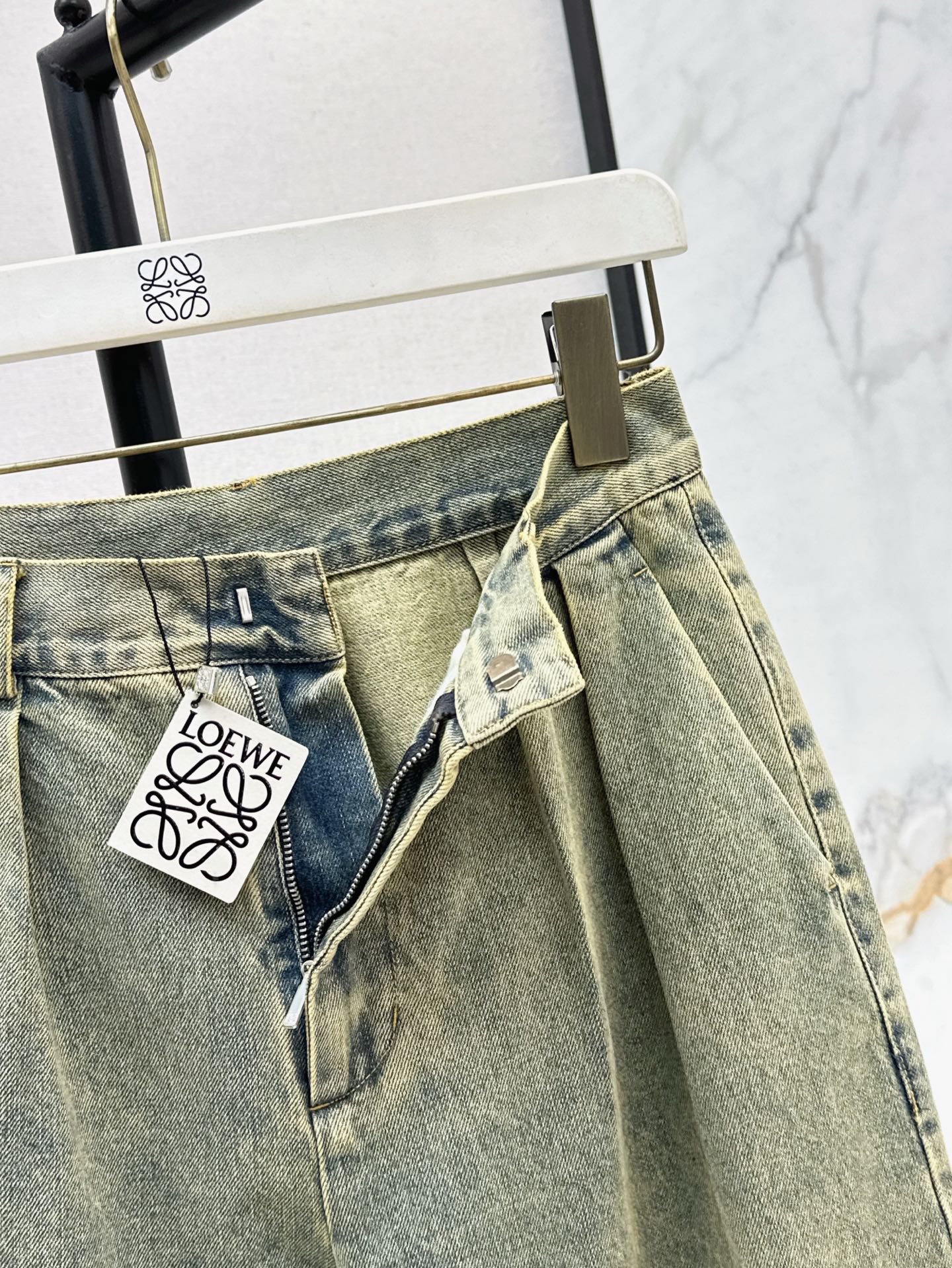 Loe* 25ss pleated front denim pants