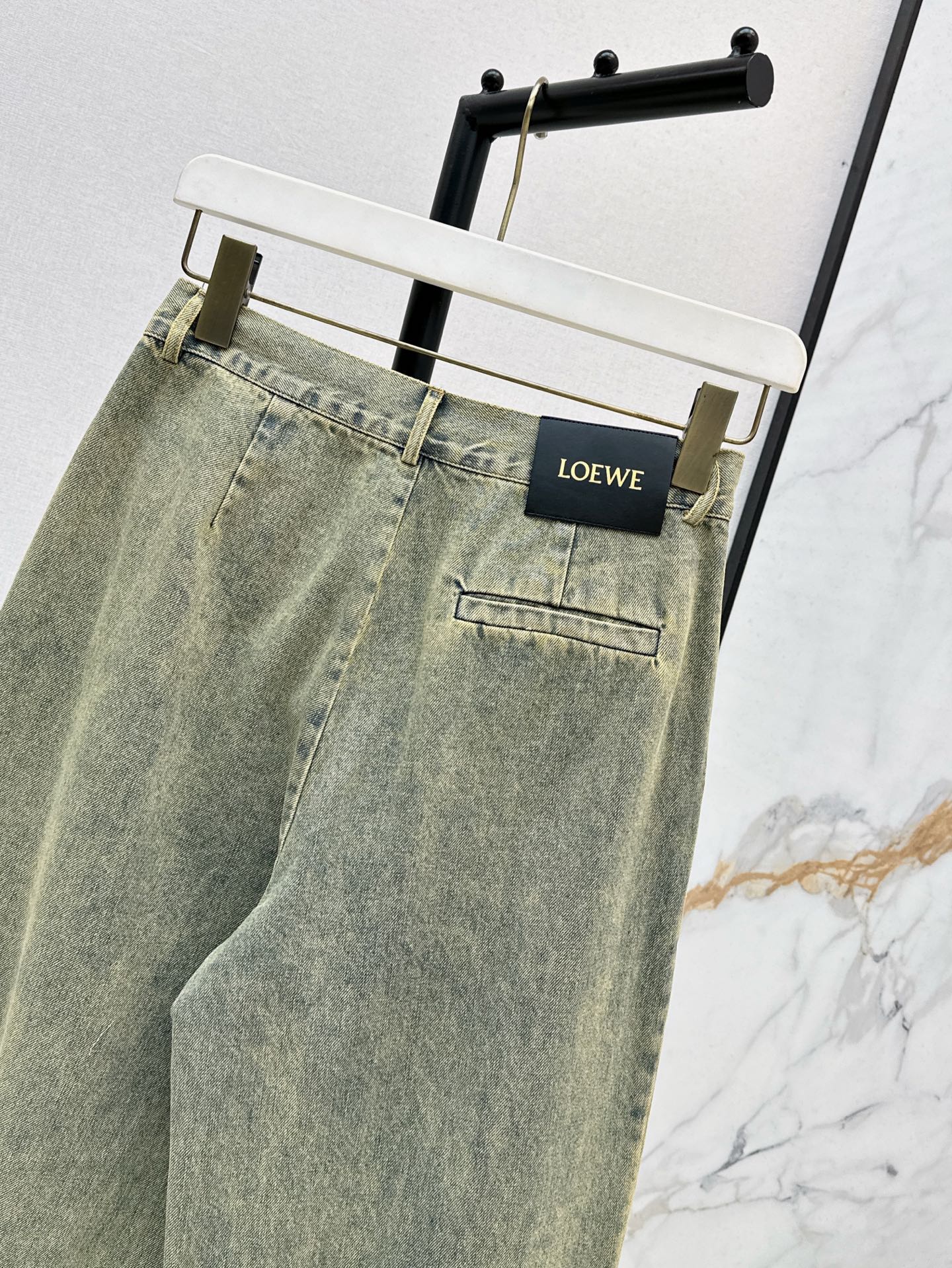 Loe* 25ss pleated front denim pants