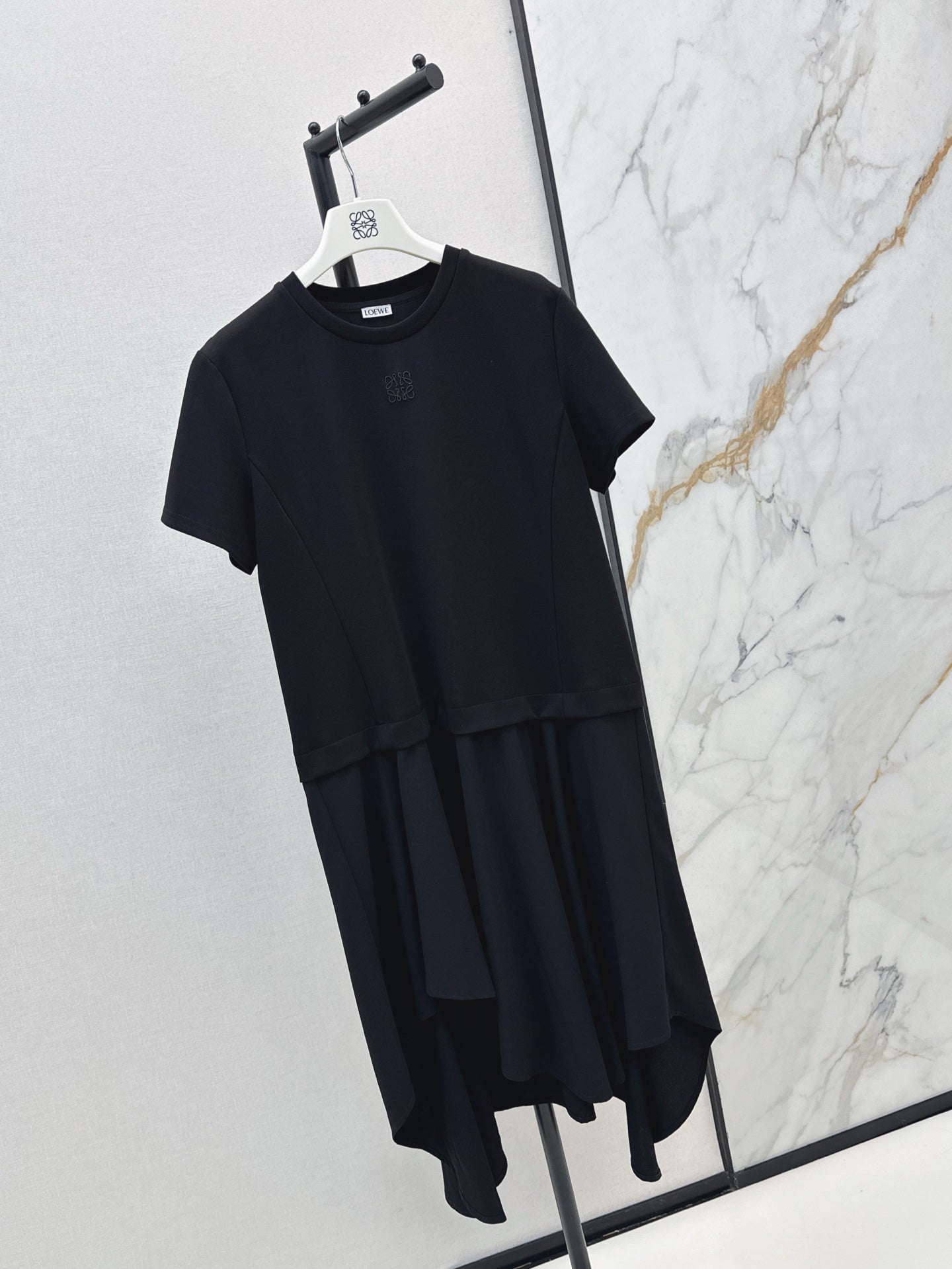 Loe* 25ss embroidered irregular hem dress
