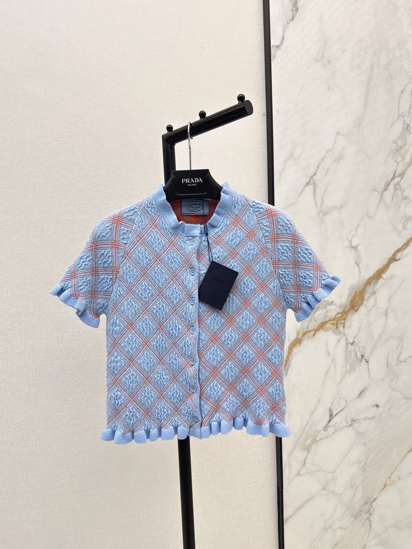 Pra* 25ss pleated hem sweater