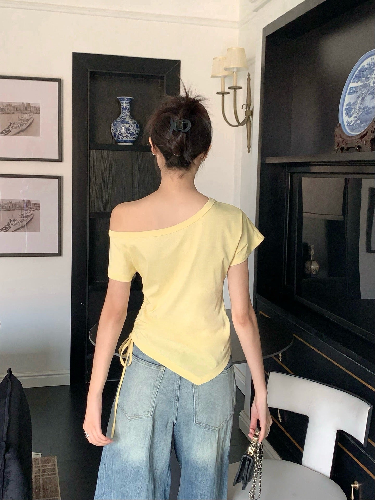 YS* 25ss Off-shoulder top