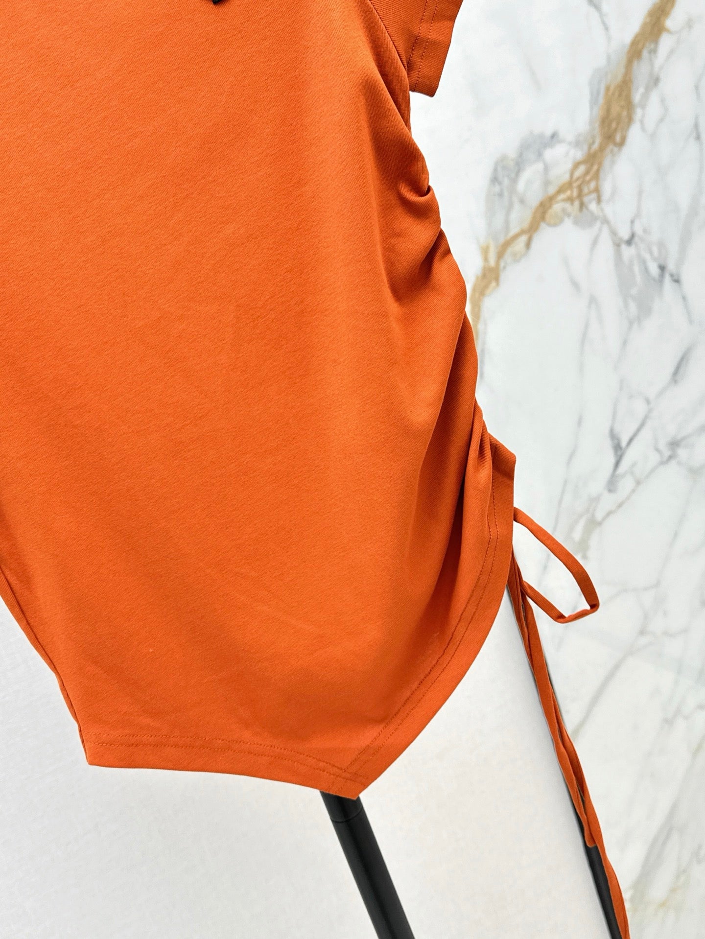 YS* 25ss Off-shoulder top