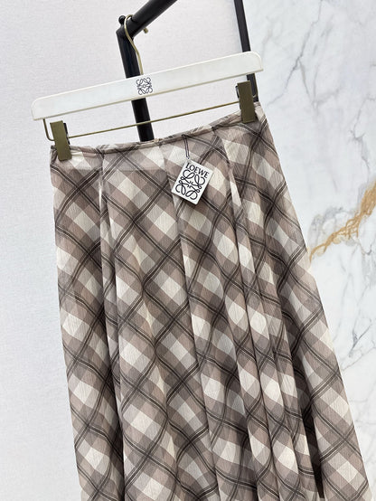 Loe* 25ss Asymmetric plaid skirt