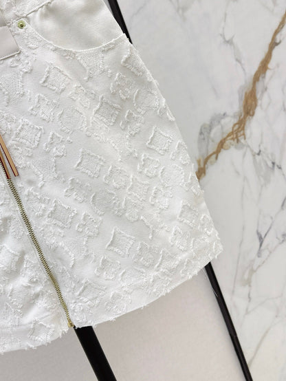 Loui* 25ss monogram jacquard denim skirt