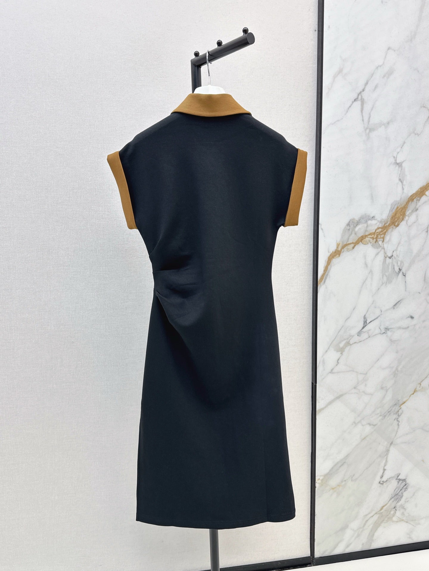 Loe* color-blocked dress