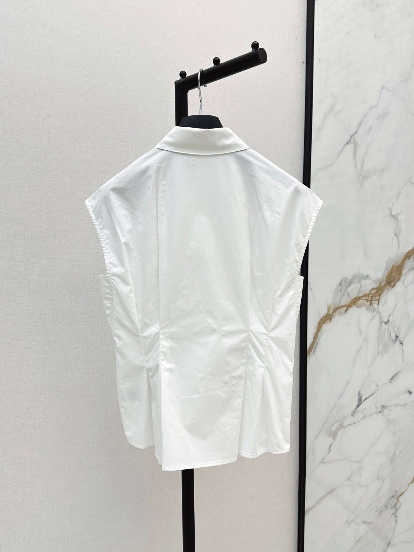 D*r 25ss sleeveless blouse