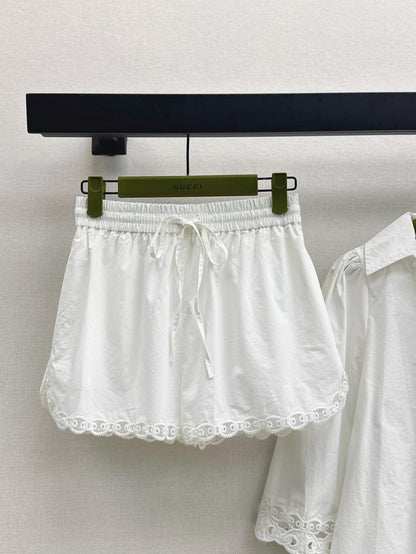 Gu* Lace trim shirt and shorts set