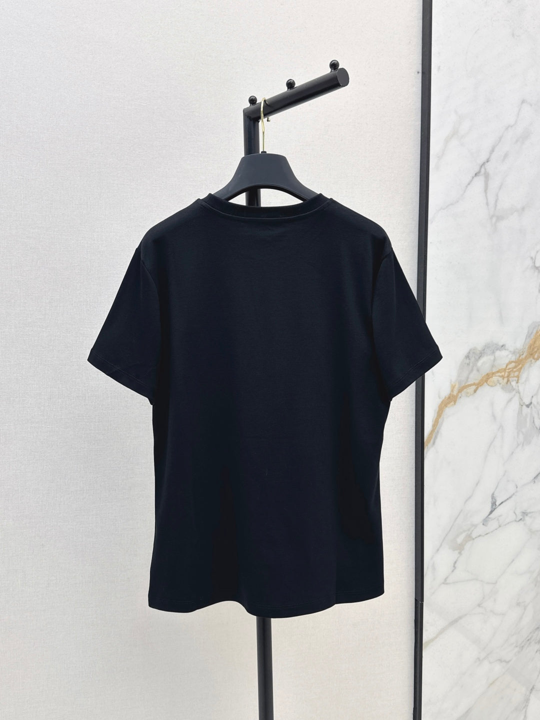 Loui* 25ss embroidered cotton t-shirt