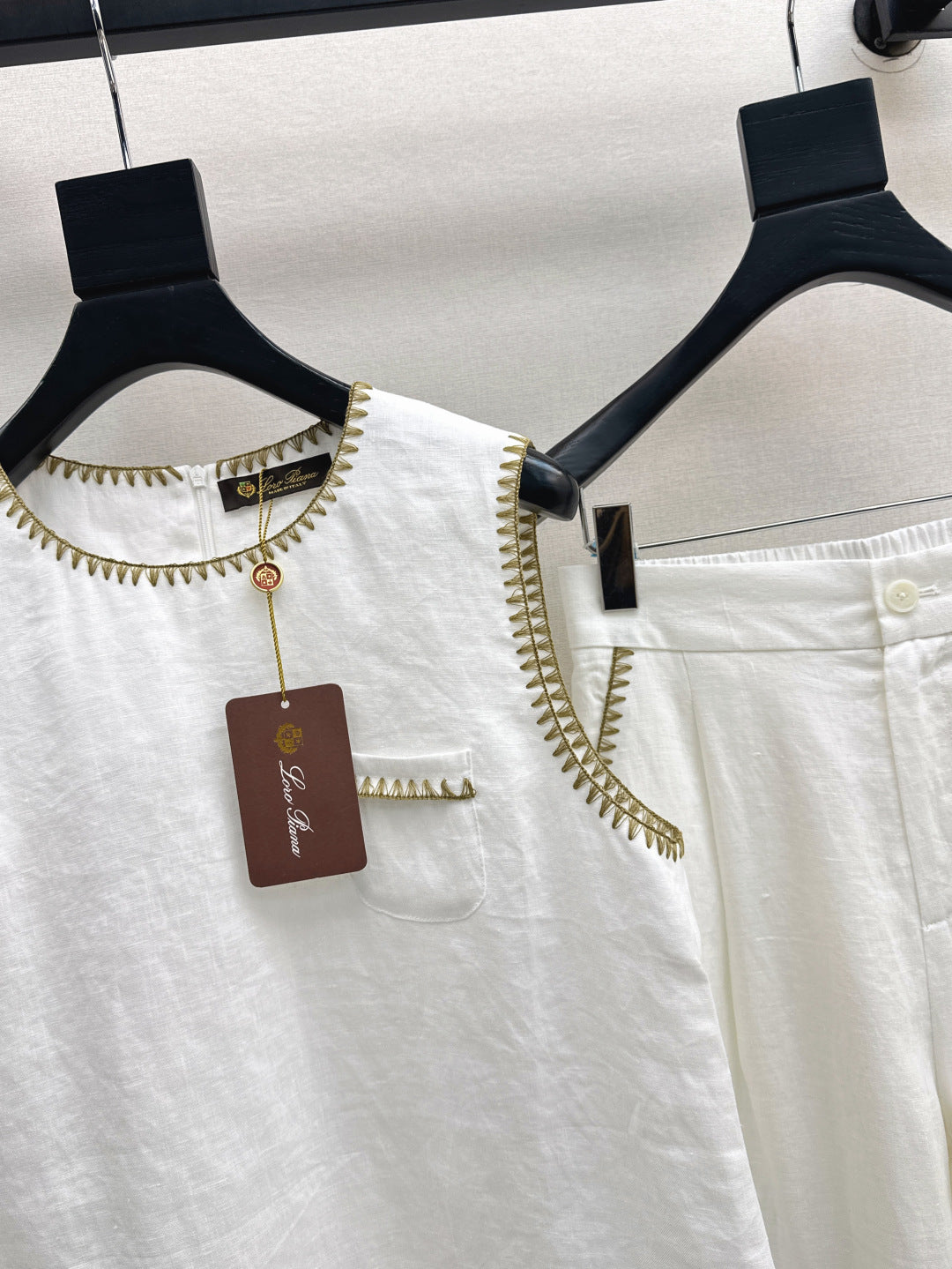Lor*P new embroidered trim vest and pants set