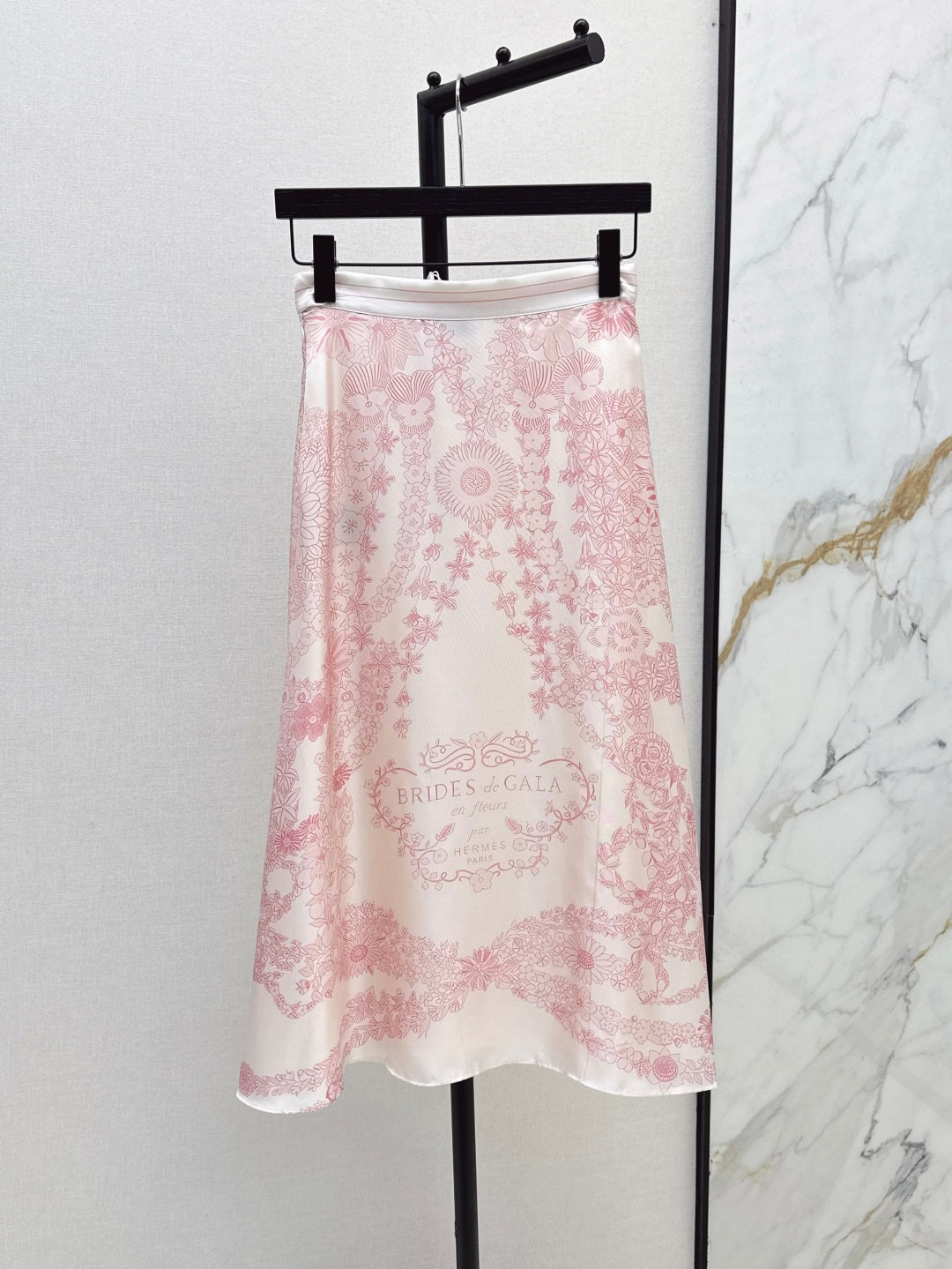 Herm* 25ss silk twill long skirt