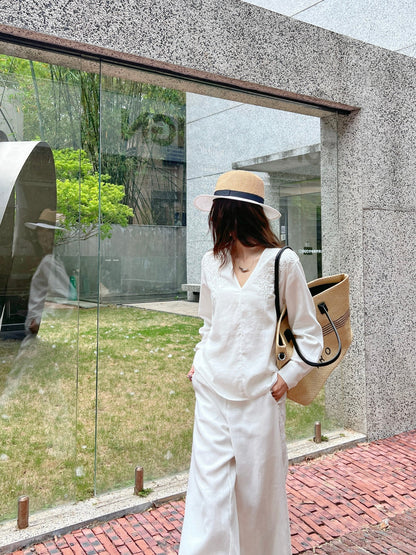 Brune*C 25ss embroidered linen blouse