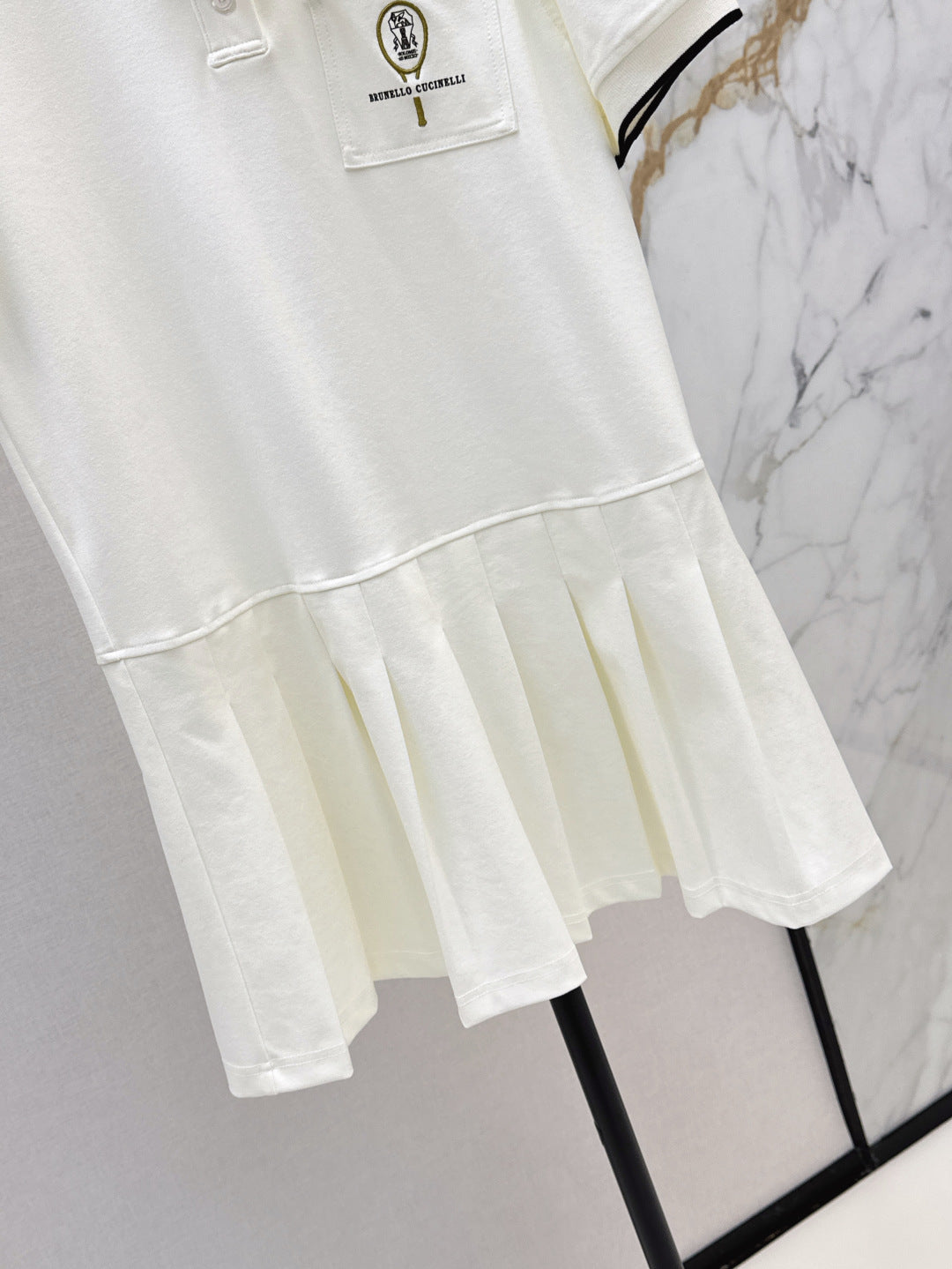 Brune*C 25ss embroidered polo dress