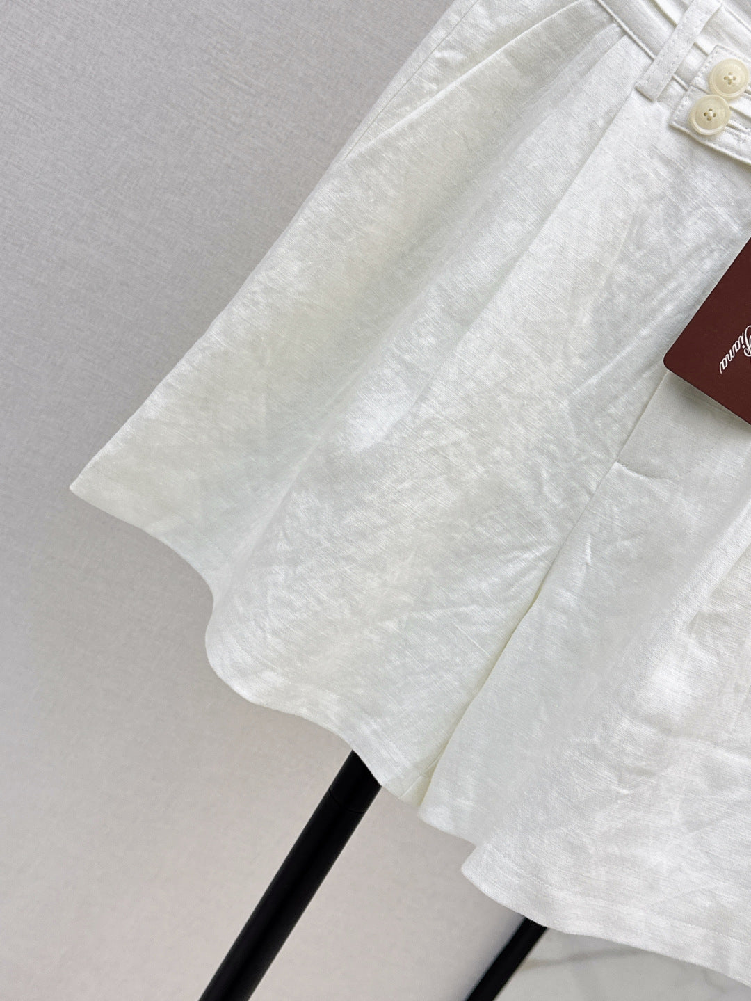 Lor*P 25ss embroidered linen shorts