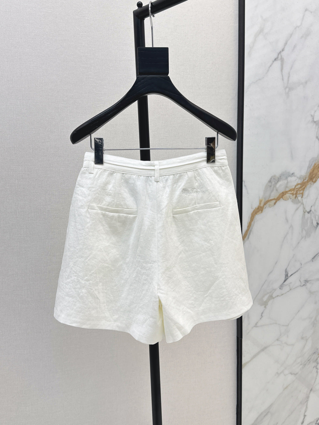 Lor*P 25ss embroidered linen shorts