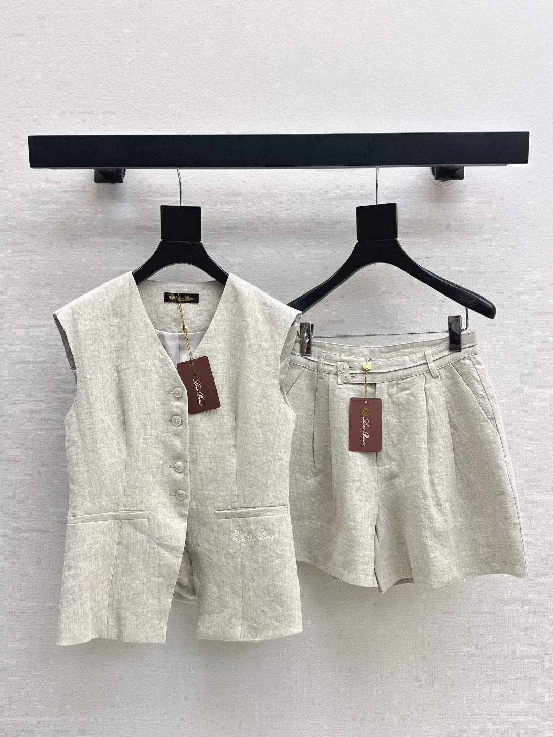 Lor*P 25ss embroidered linen shorts