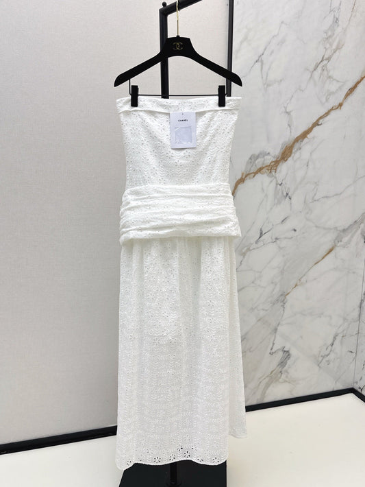 C*nel 25ss embroidered tube top dress