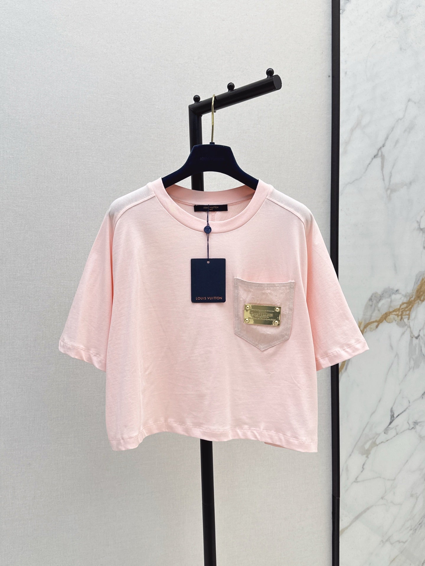 Loui* 25ss signature pocket crop top