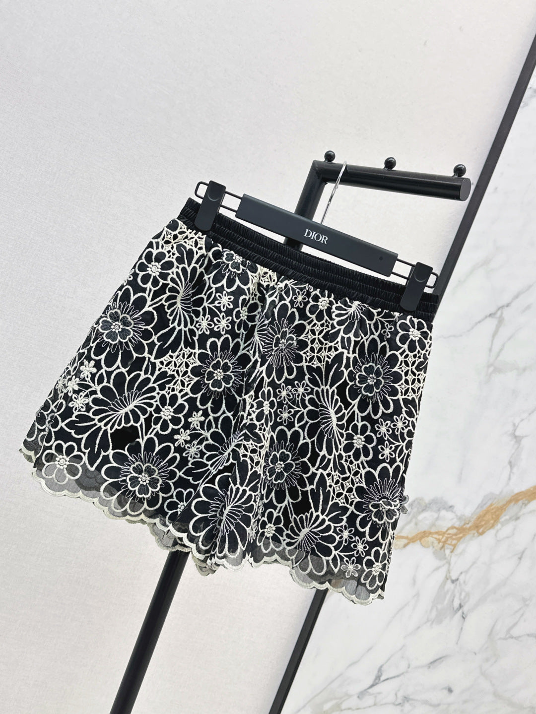 D*r 25ss embroidered shorts