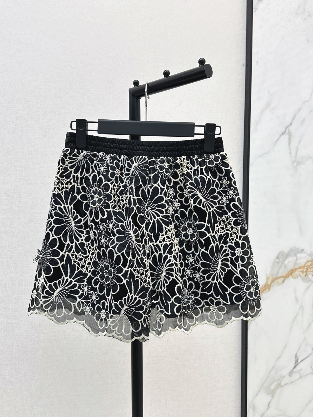 D*r 25ss embroidered shorts