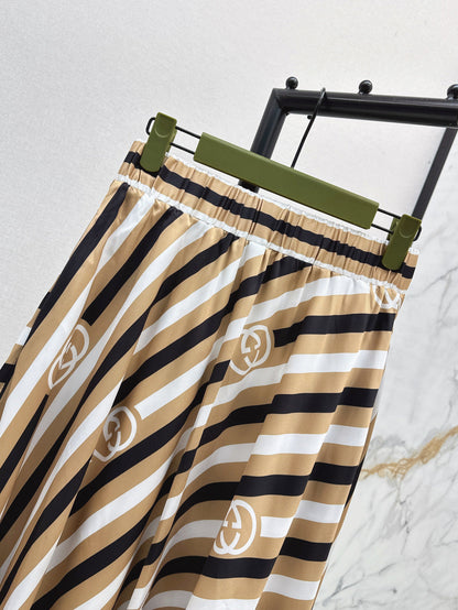 Gu* 25ss printed elastic waist skirt