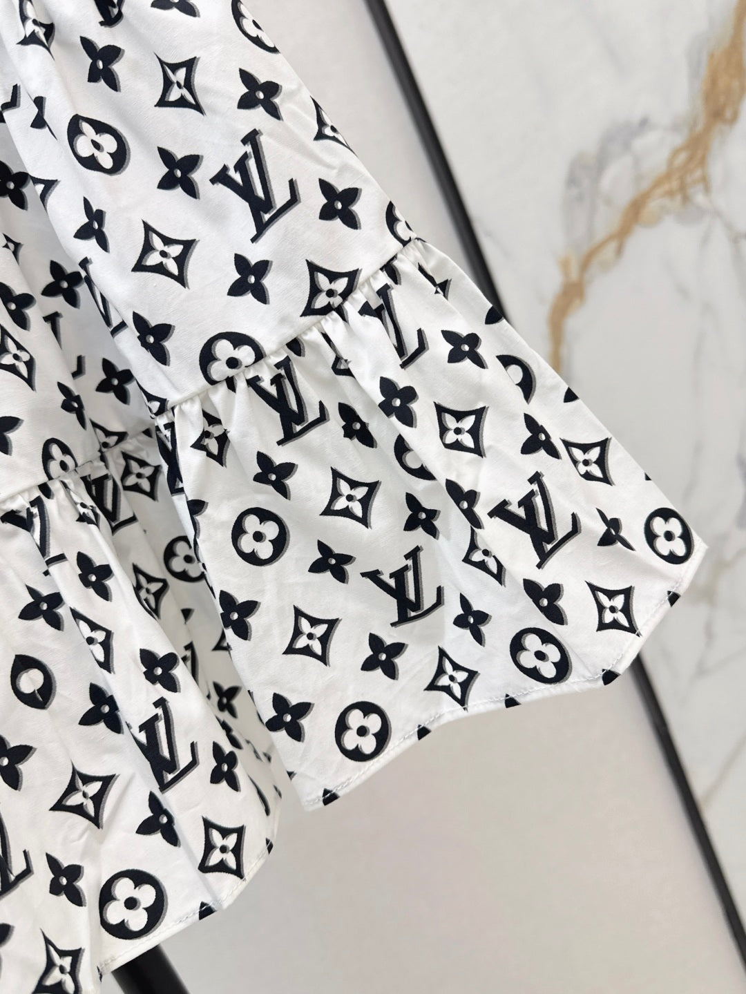 Loui* 25ss monogram flared miniskirt