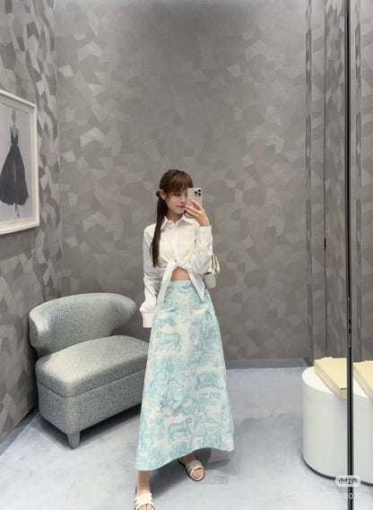 D*r 25ss mid-length flared skirt with buttons side