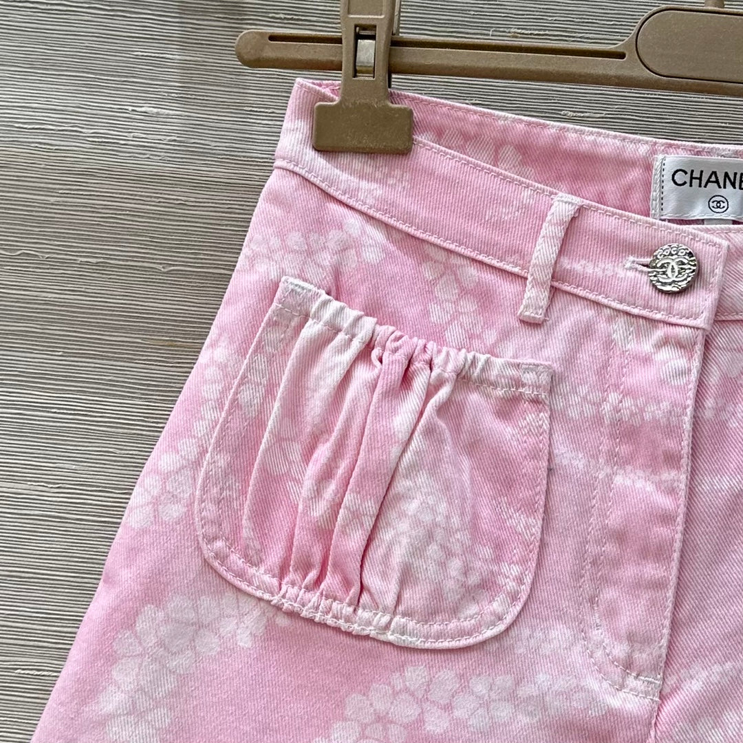 C*nel 25ss pearl chain printed denim shorts
