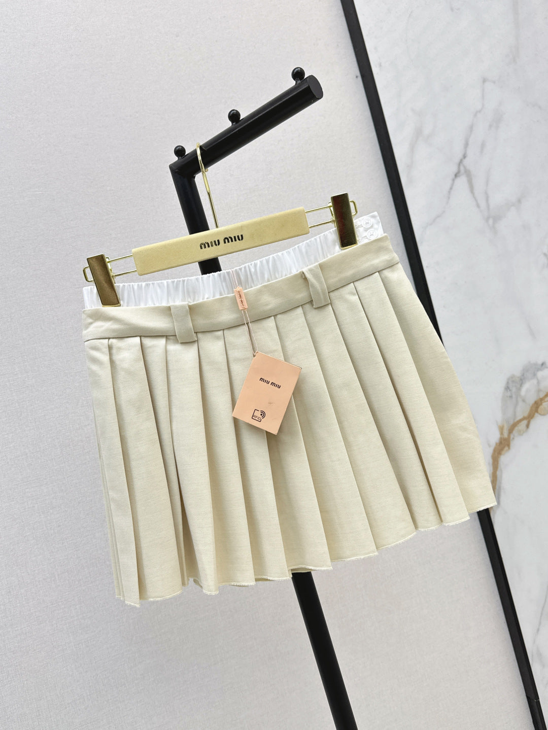 M*u 25ss color-blocked vest