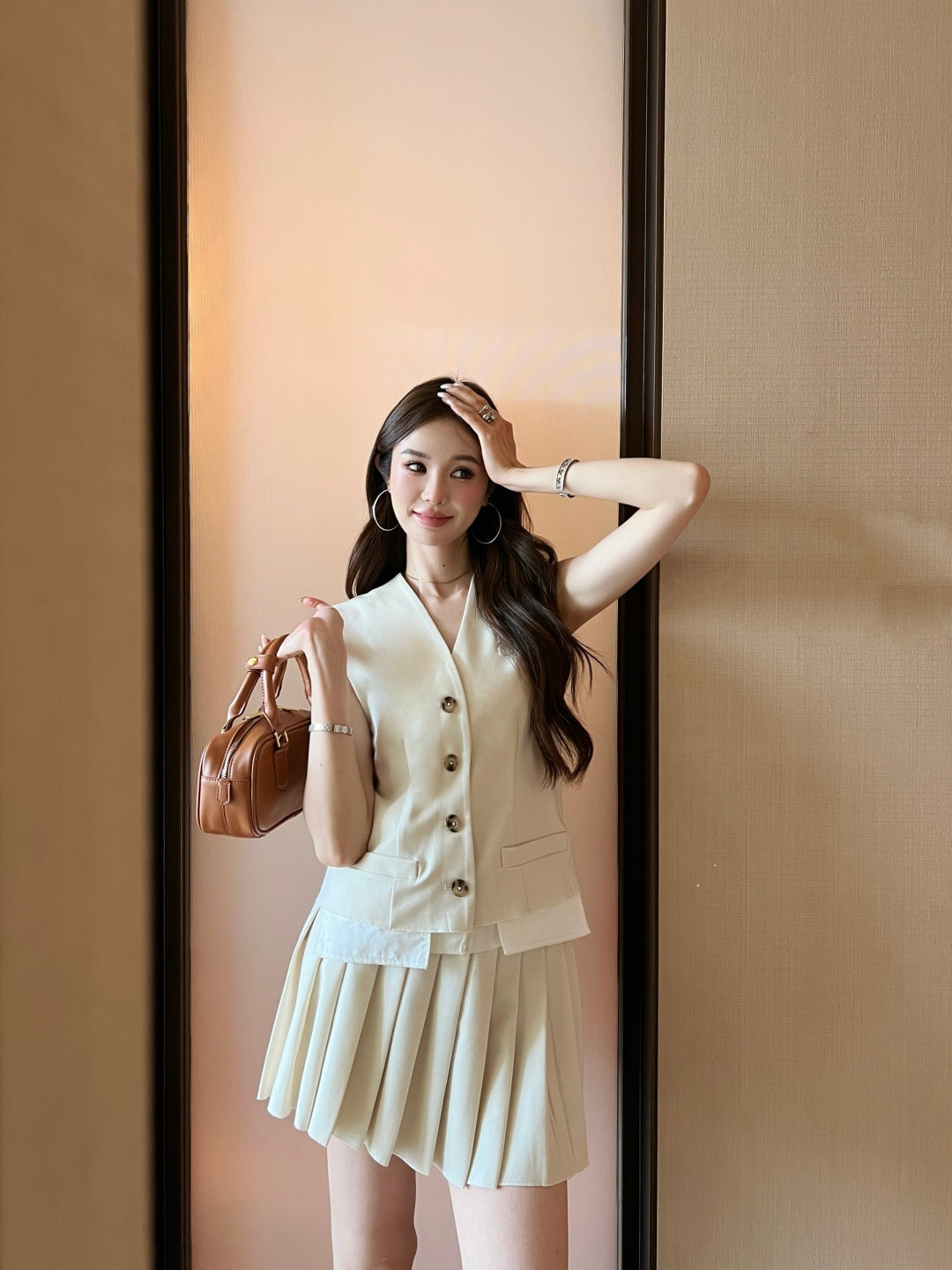 M*u 25ss color-blocked pleated miniskirt