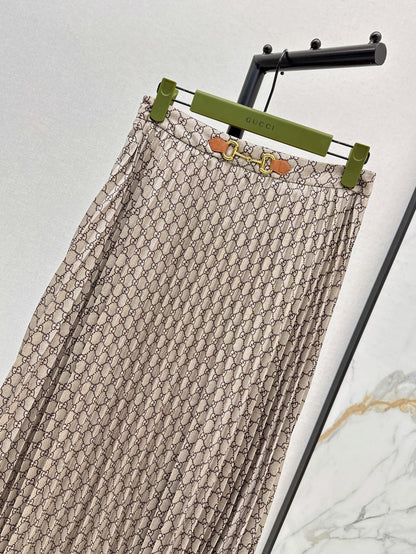 Gu* 25ss GG pleated skirt with horsebit