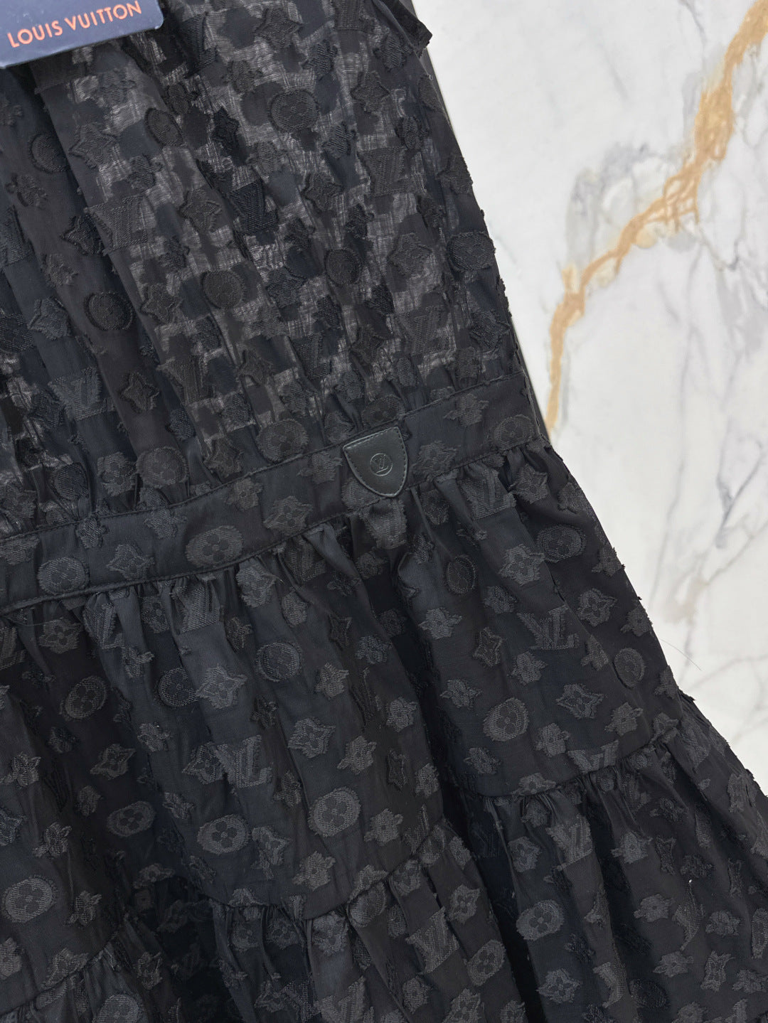 Loui* 25ss monogram jacquard tiered dress
