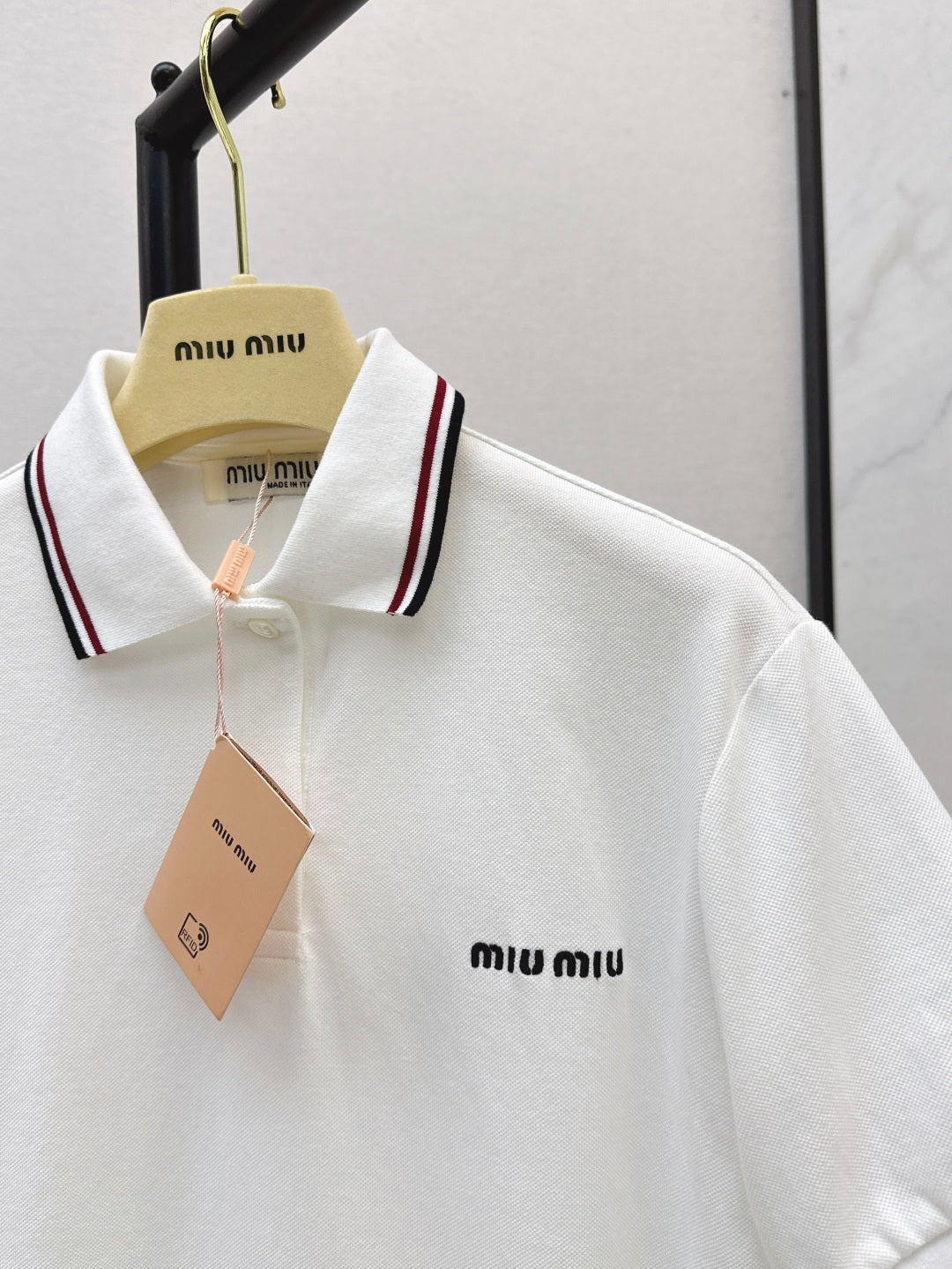 M*u 25ss embroidered polo shirt