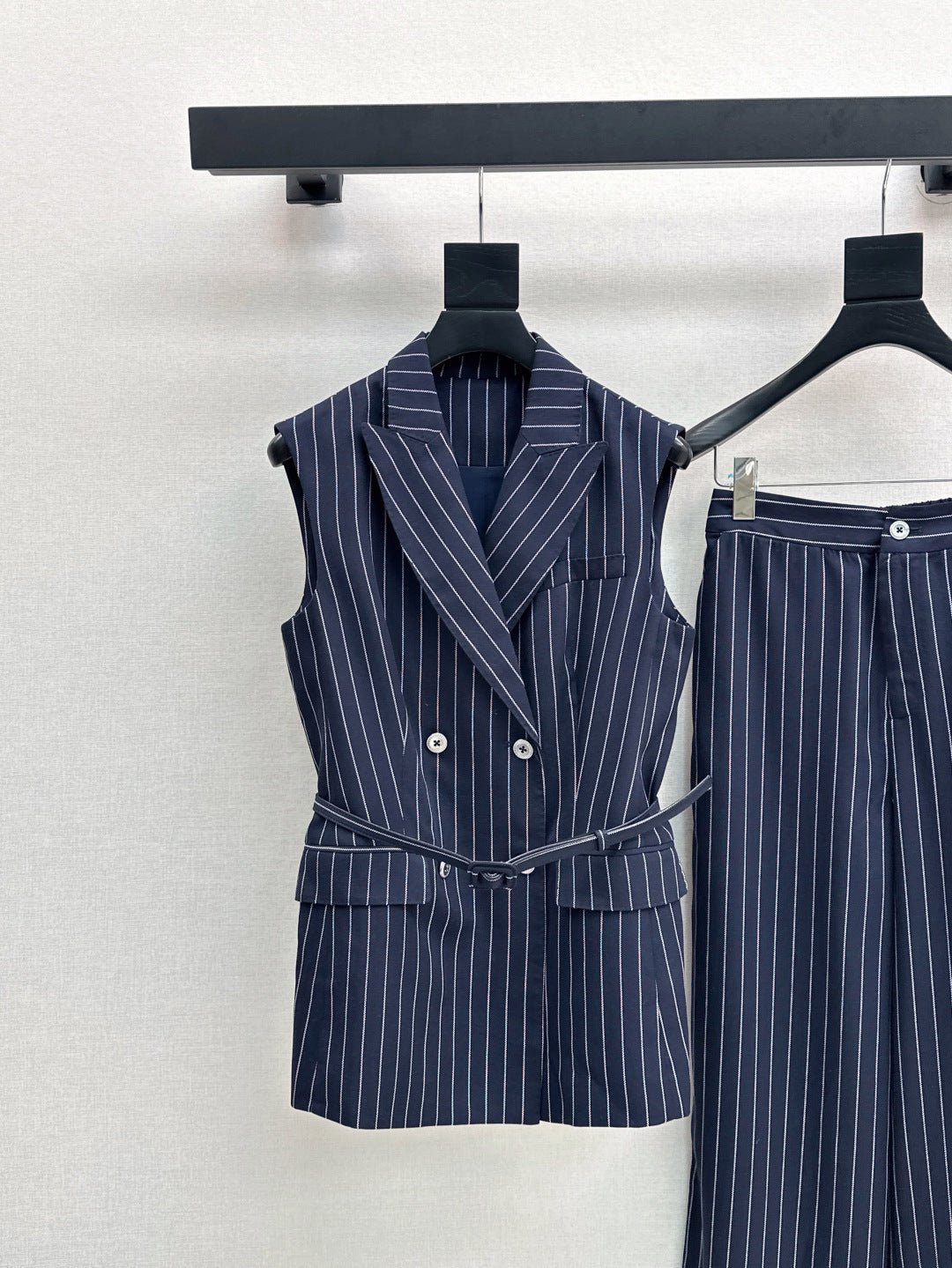 MaxM* 25ss tencel vest suit