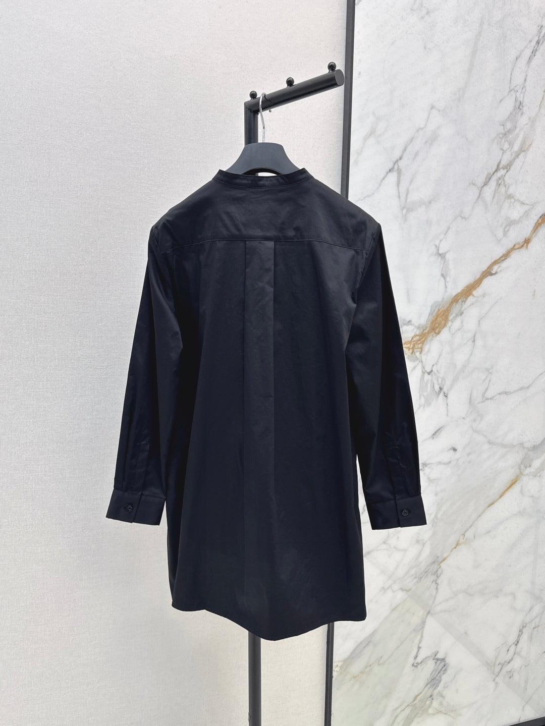 D*r 25ss bee embroidered long blouse