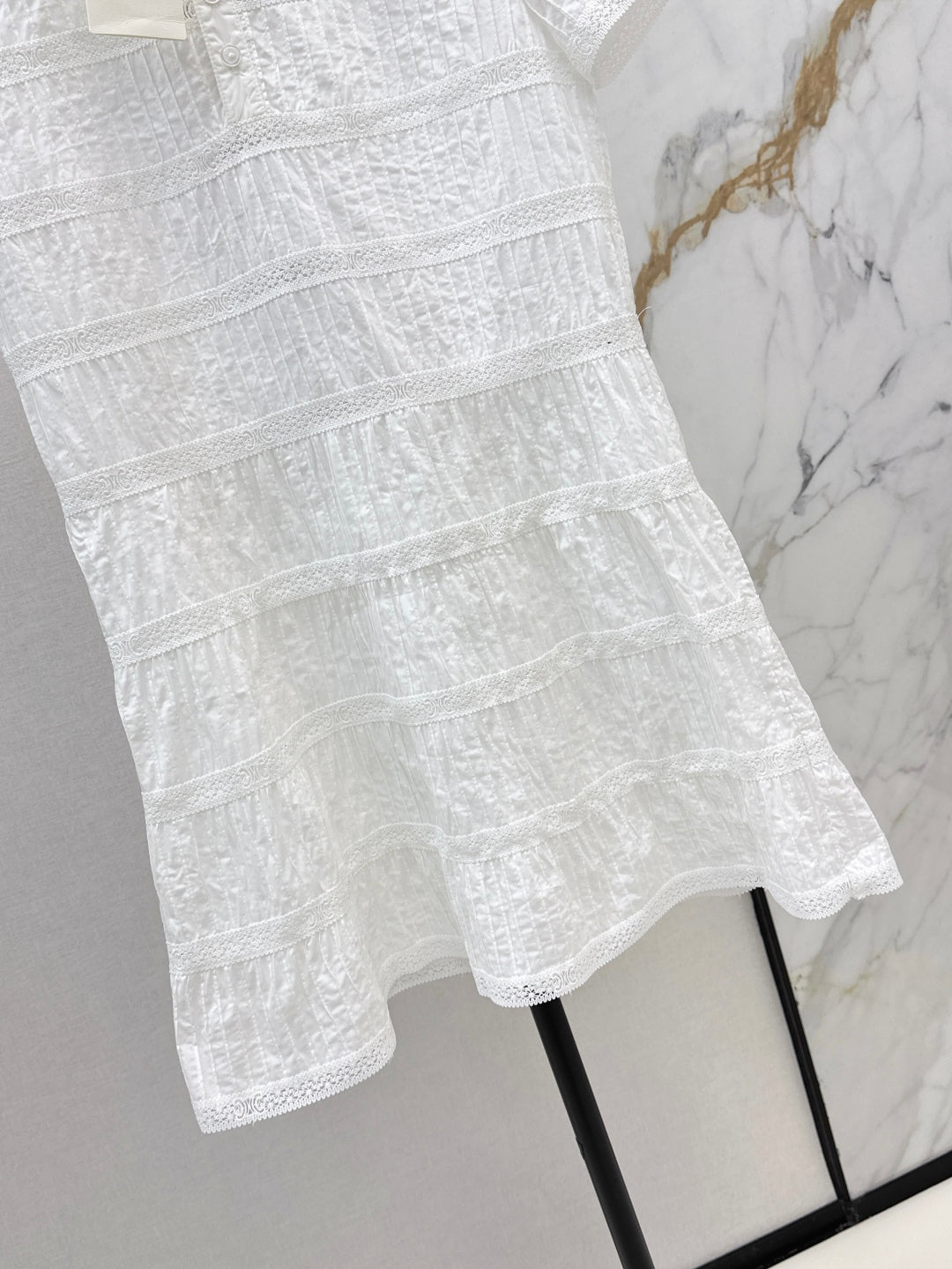 Cel* 25ss embroidered trim minidress