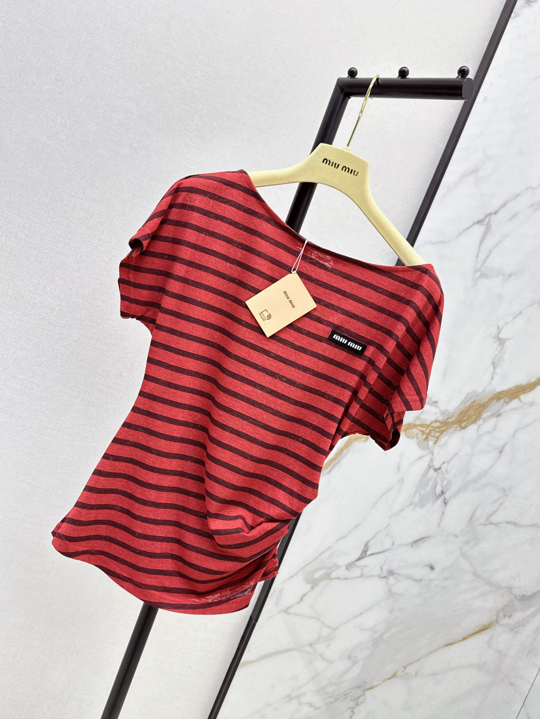 M*u 25ss boat neck top