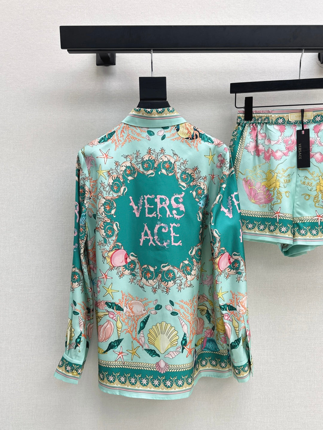 Versa* 25ss barocco silk shirt