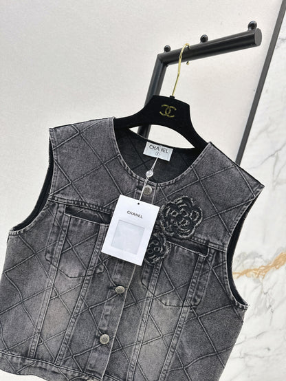 C*nel 25ss embroidered diamond denim jacket