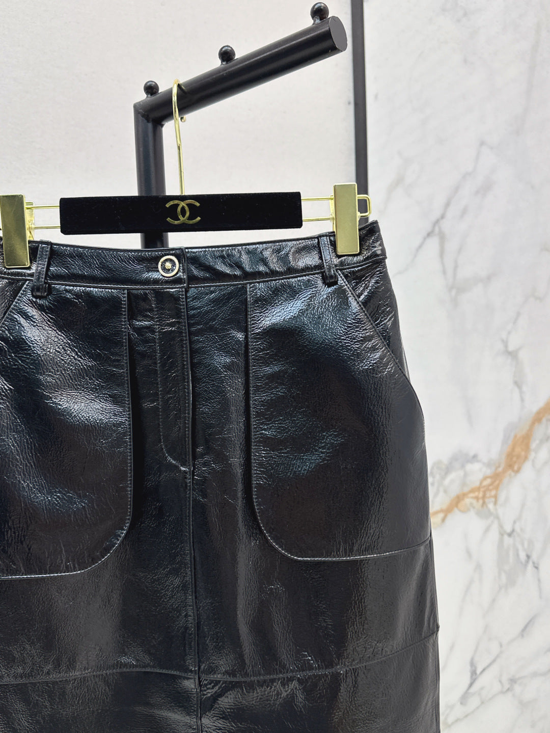 C*nel 25ss lambskin skirt