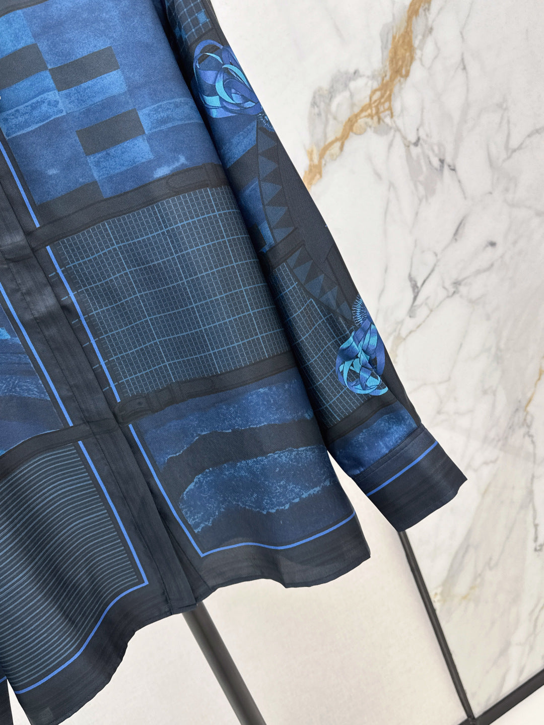 Herm* 25ss printed silk shirt