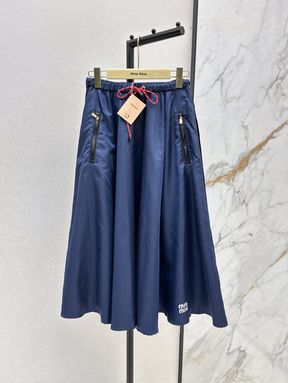 M*u 25ss tech canvas flared skirt