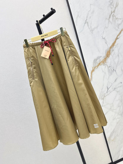 M*u 25ss tech canvas flared skirt