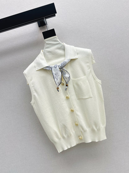 M*u 25ss knitted vest with scarf