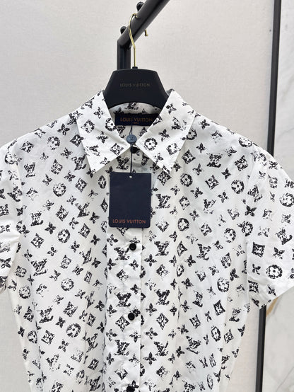 Loui* 25ss monogram cotton belted shirtdress