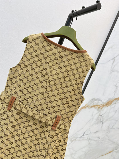 Gu* 25ss GG canvas belted dress