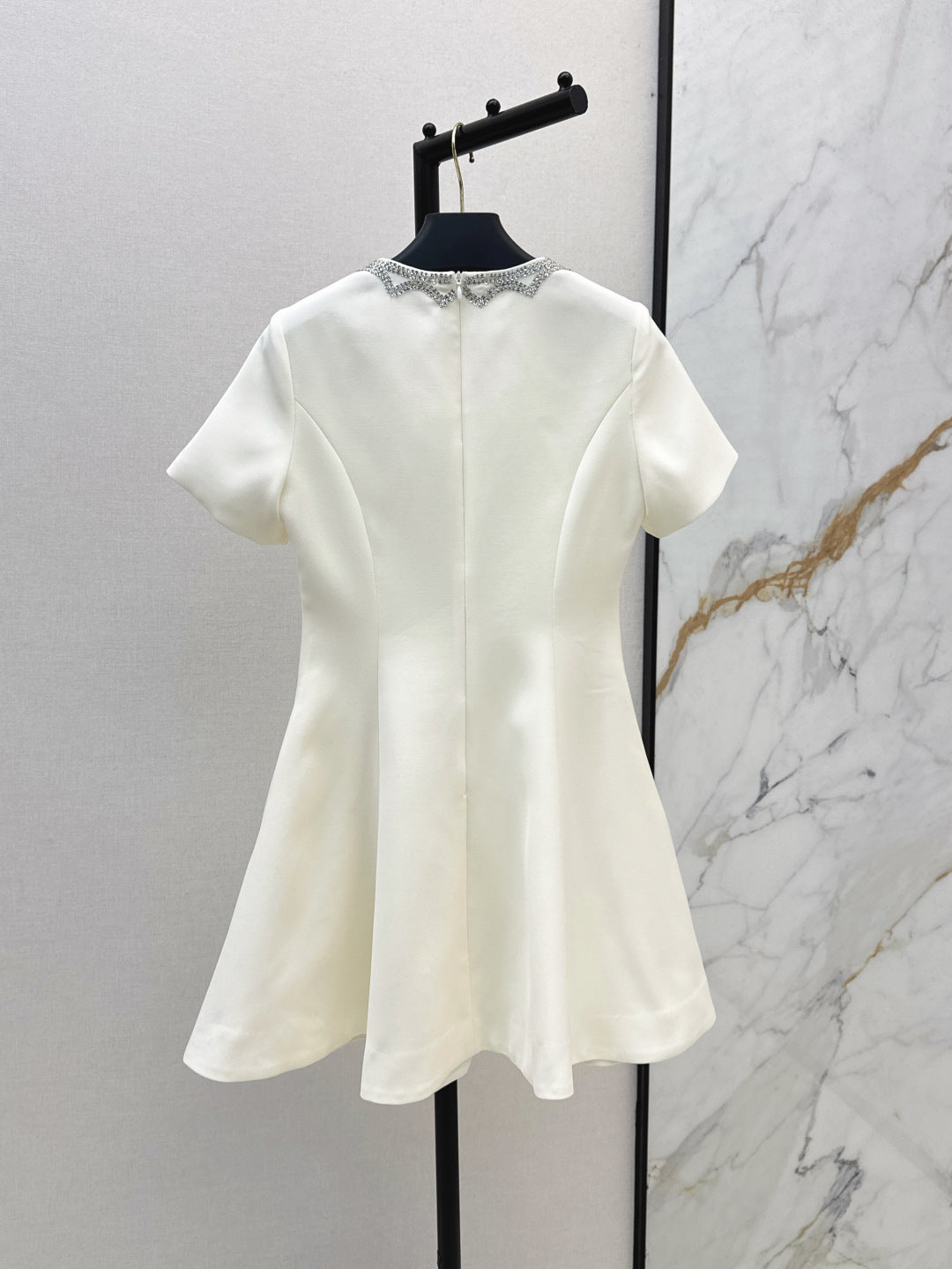 Valen* 25ss sequins embroidered short dress