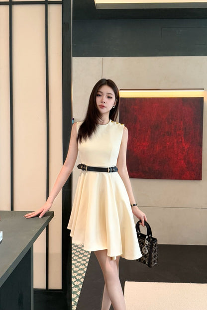 Loui* 25ss shoulder buckle asymmetrical dress